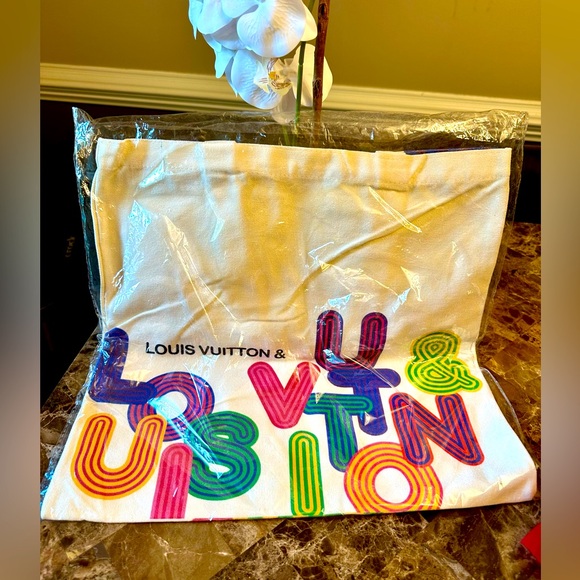 🎁⭐️ 2nd Prize New Louis Vuitton Tote LIMITED EDITION Customer Appreciation - Picture 5 of 6